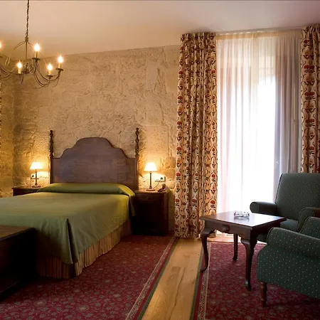 Hotel Pazo de Lestrove by Pousadas de Compostela-3